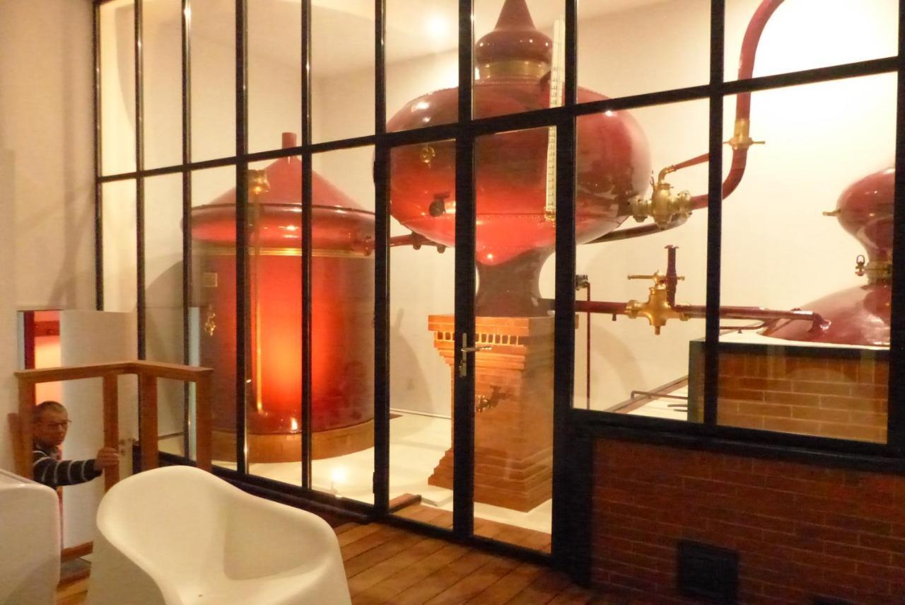 Bed and Breakfast L'Alambic De L'Estuaire Saint-Fort-sur-Gironde Exterior foto